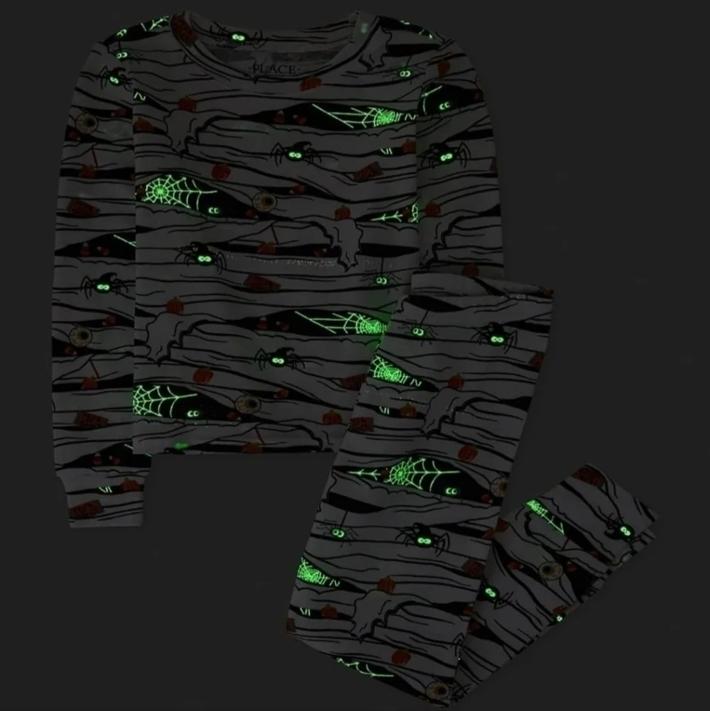 Children's Place Kid's Glow In The Dark 2 Piece Pajama Set Halloween Mummy EUC